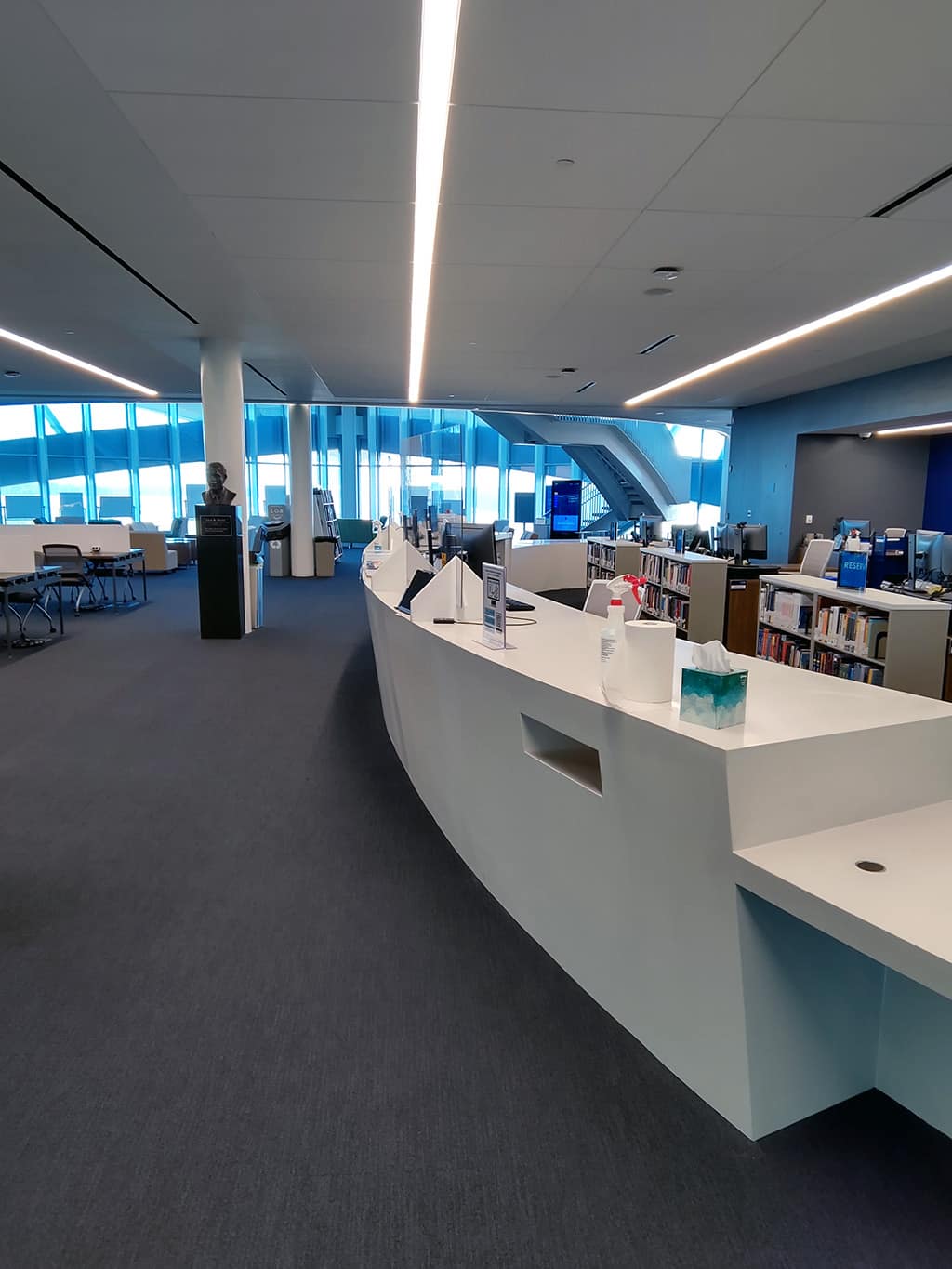 Hunt Library Borrow Desk